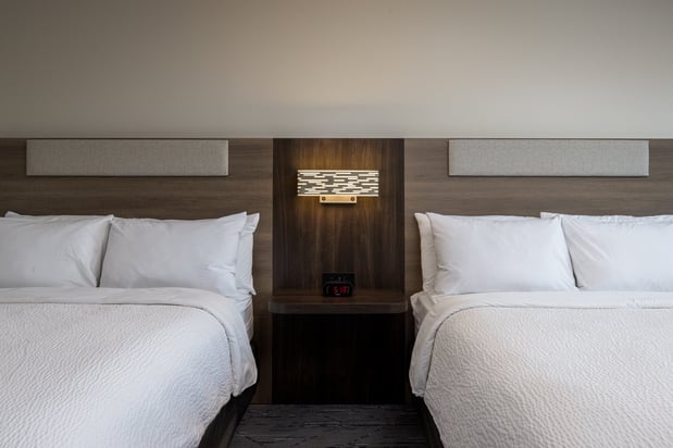 Images Holiday Inn Express & Suites Hawaiian Gardens by IHG