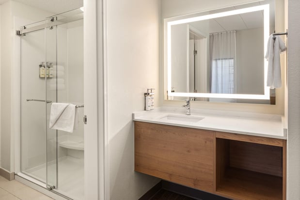 Images Staybridge Suites Minneapolis-Bloomington by IHG