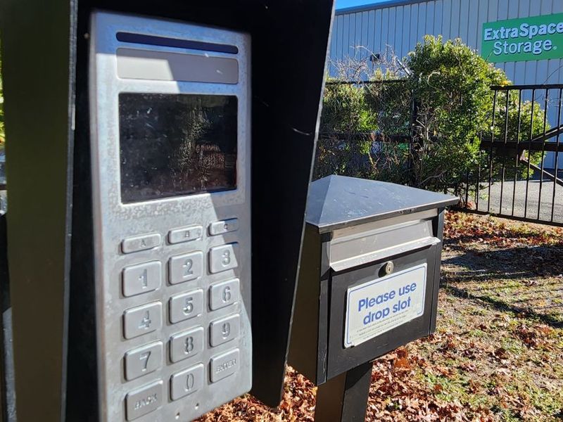 Images Extra Space Storage