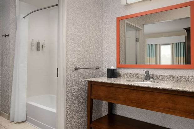 Images Hampton Inn & Suites Huntsville/Research Park Area