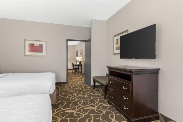 Images Best Western Plus Eau Claire Conference Center