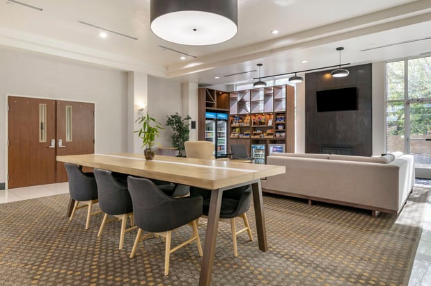Images Holiday Inn Louisville Airport South by IHG