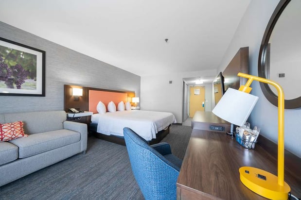 Images Hampton Inn & Suites Modesto-Salida