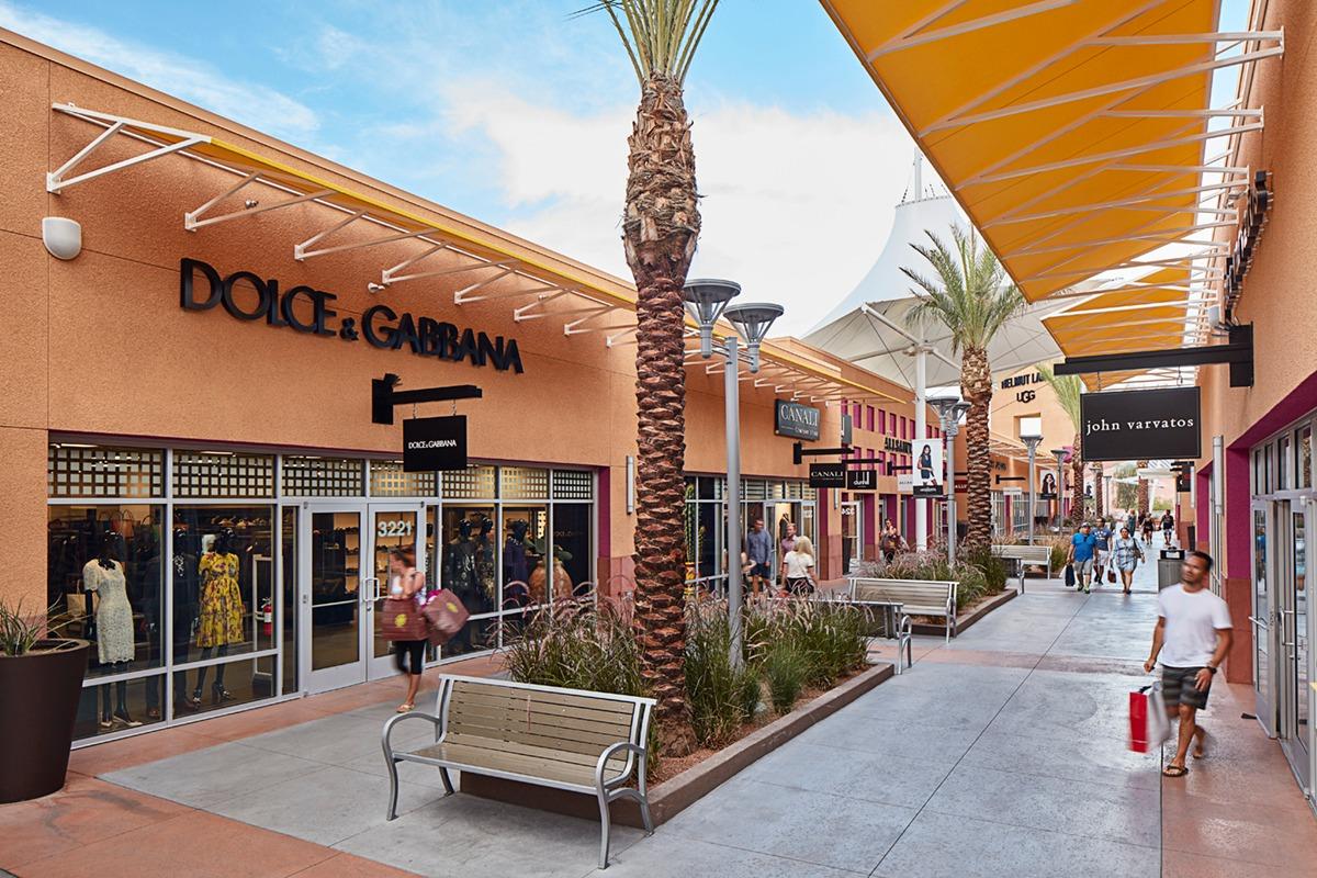Las Vegas South Premium Outlets - Opening hours and location