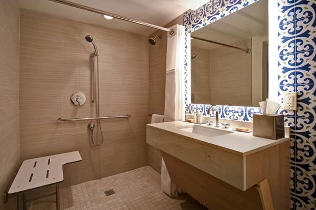 Images DoubleTree by Hilton Virginia Beach Oceanfront South