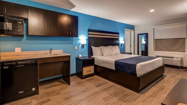 Images SureStay Plus by Best Western Humble
