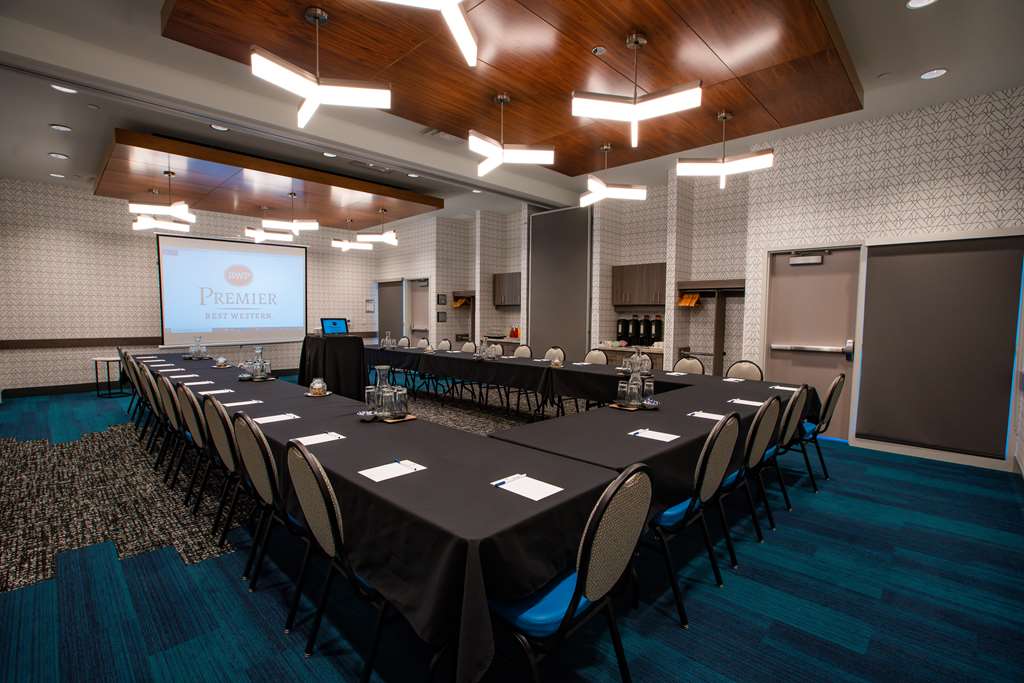 Images Best Western Premier Winnipeg East