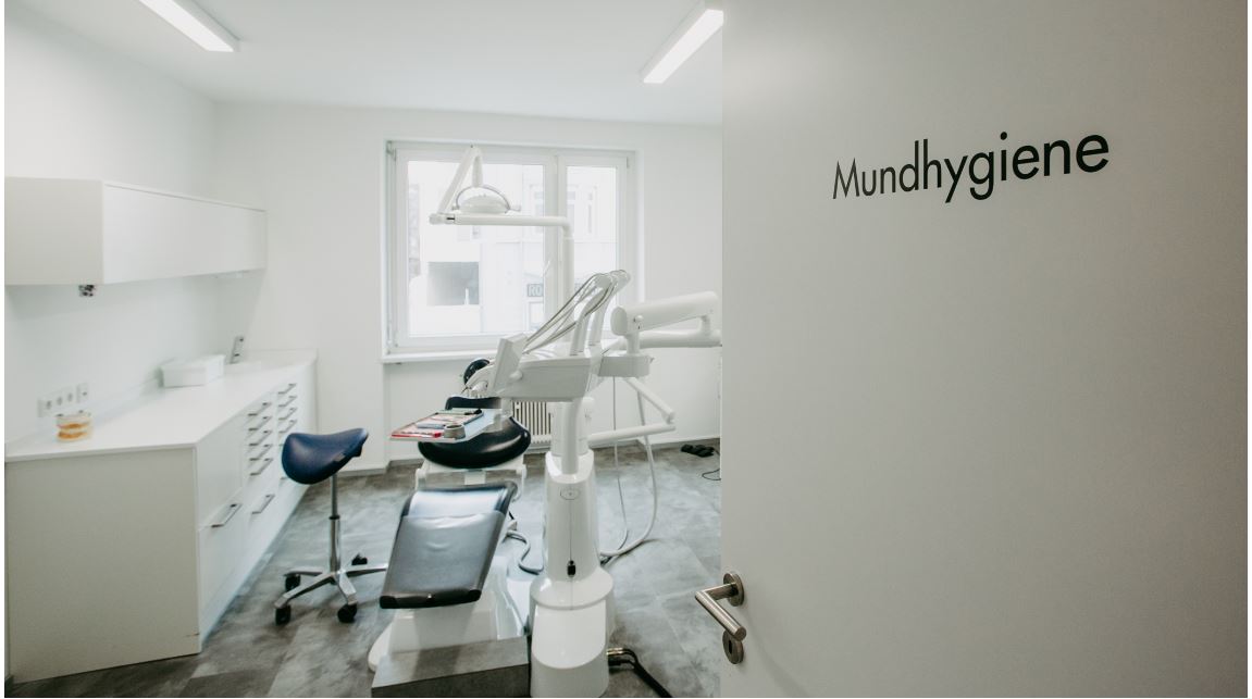 Dr. Peter Santoro, Leopoldstraße 50 in Innsbruck