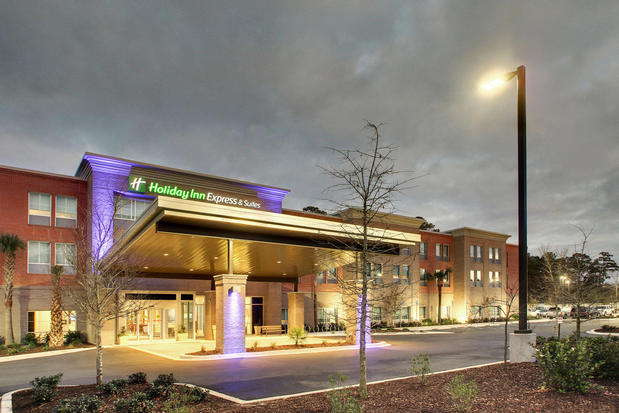 Images Holiday Inn Express & Suites Summerville by IHG