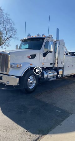Images Freeway Towing & Storage