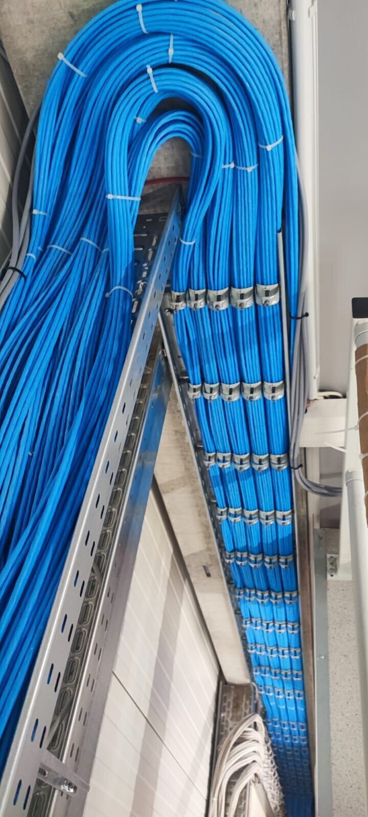 Bilder ET Elektrotechnik