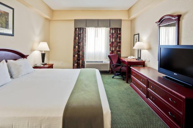 Images Holiday Inn Express West Palm Beach Metrocentre by IHG