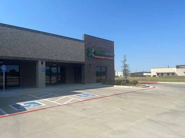 Images Xpress Wellness Urgent Care - Jenks