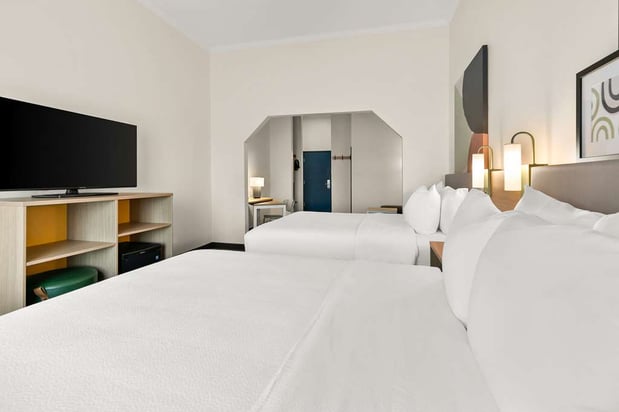 Images Spark by Hilton Commerce, GA