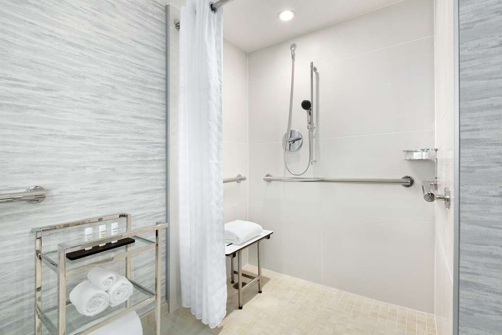 Guest room bath Embassy Suites by Hilton Milpitas Silicon Valley Milpitas (408)942-0400