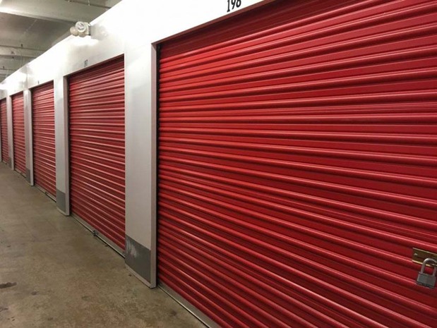 Images Spring Grove Self Storage