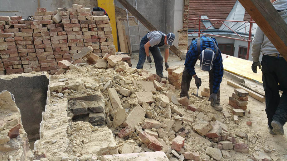 Bild 5 von SANBAU Sanierungs- und Renovierungs GmbH - Wasserschadensanierung Fassaden & Gerüstbau