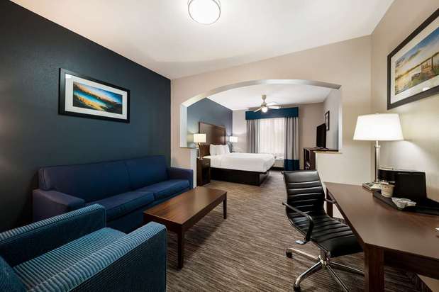 Images Best Western Plus Lake Dallas Inn & Suites