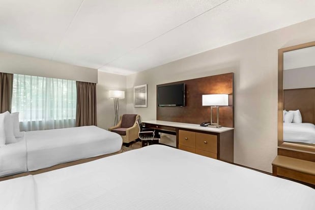 Images Best Western Plus Longbranch Hotel & Convention Center