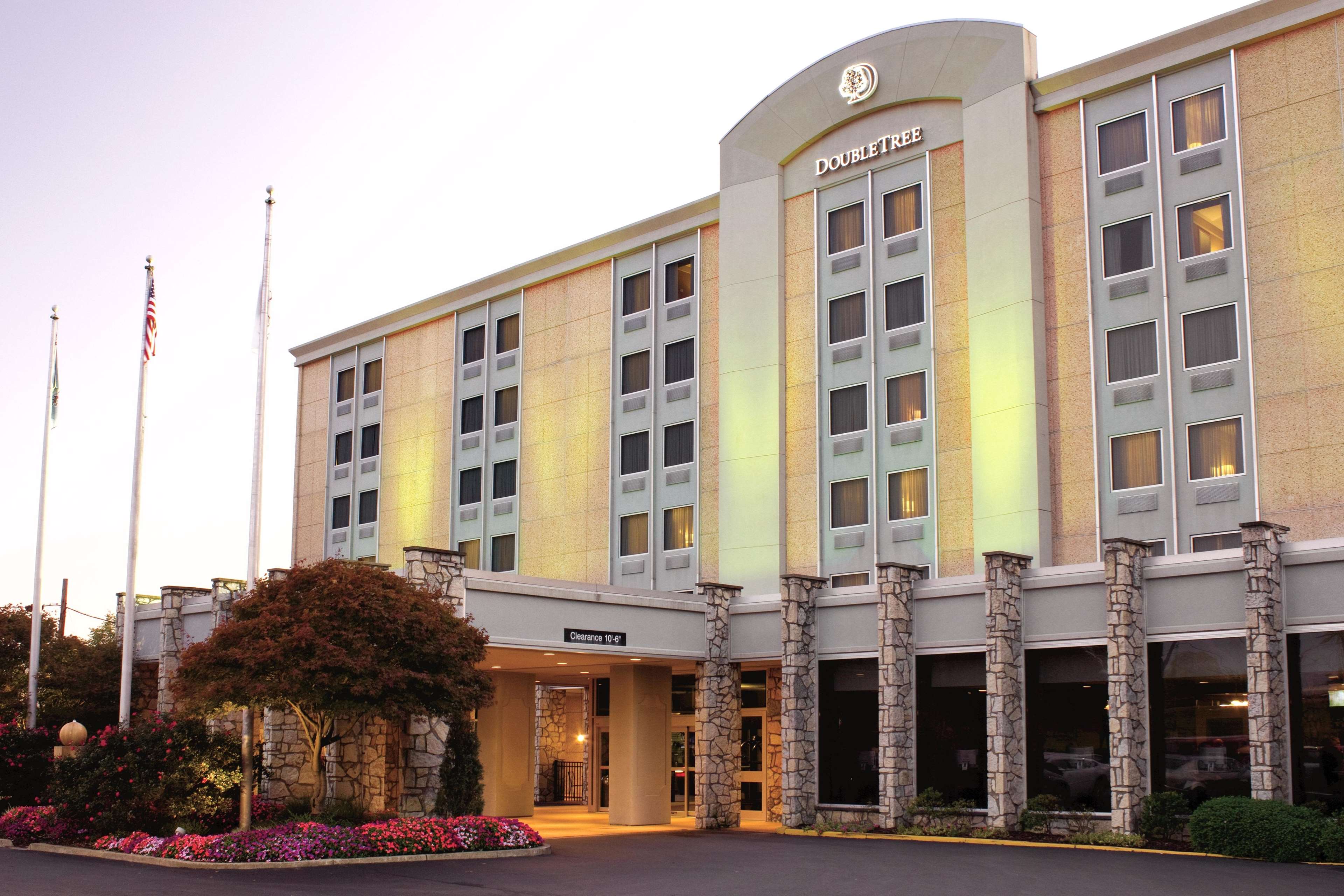 Hotels Near Pittsburgh Improv - hotels near ace