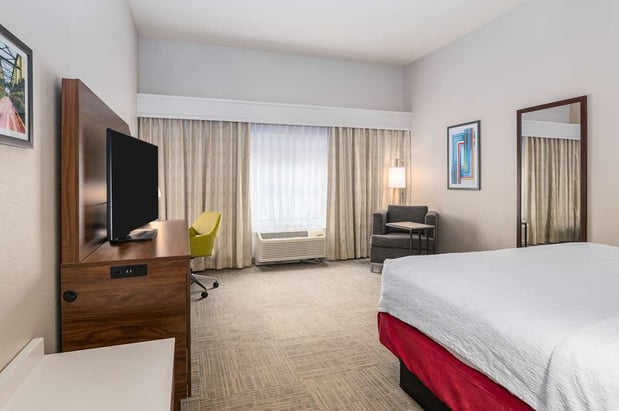 Images Hampton Inn & Suites Hartford-Manchester