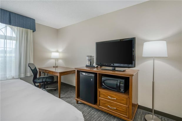 Images SureStay Plus by Best Western Elizabethtown Hershey