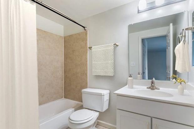 Images The Apartments at Saddle Brooke