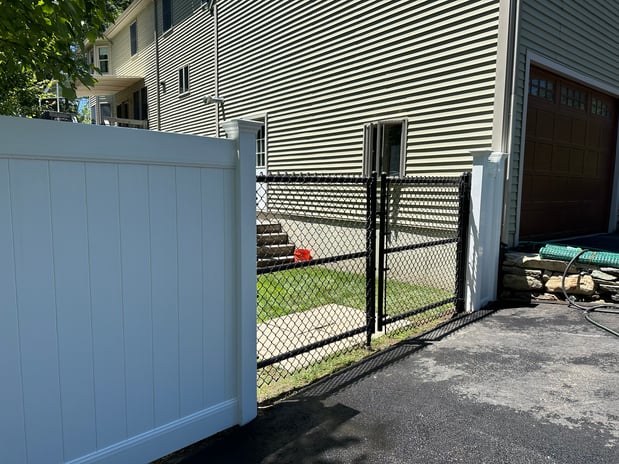 Images J&J Fence