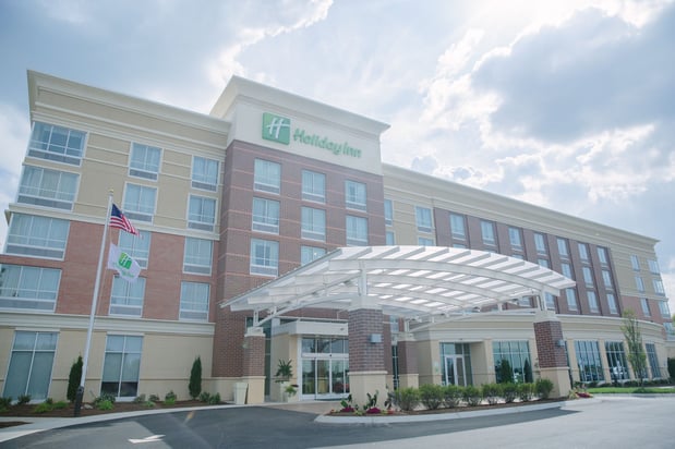 Images Holiday Inn Murfreesboro by IHG
