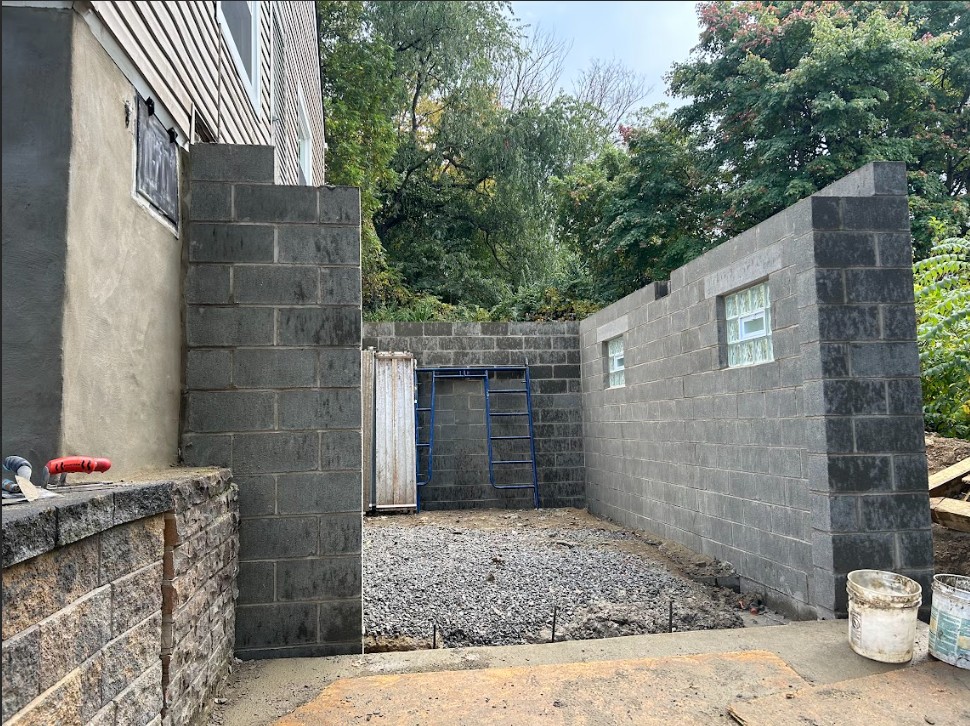 Specializes in brick pointing, chimney repair, and masonry services.