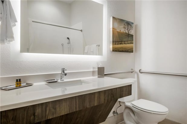 Images Best Western Plus Elizabethtown Inn & Suites