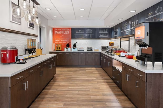 Images Hampton Inn Cleveland Airport-Tiedeman Rd