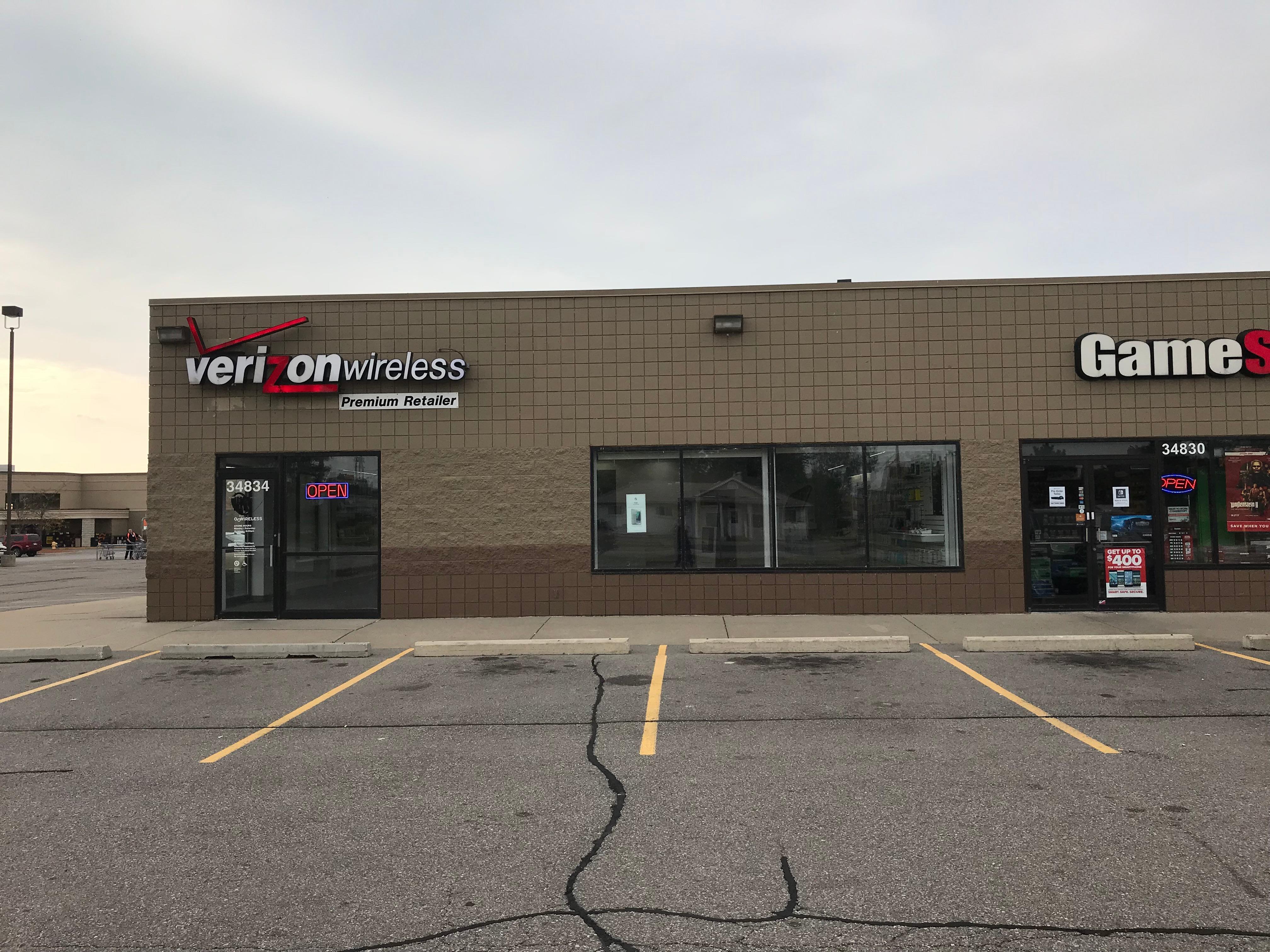 Verizon Authorized Retailer – GoWireless Photo