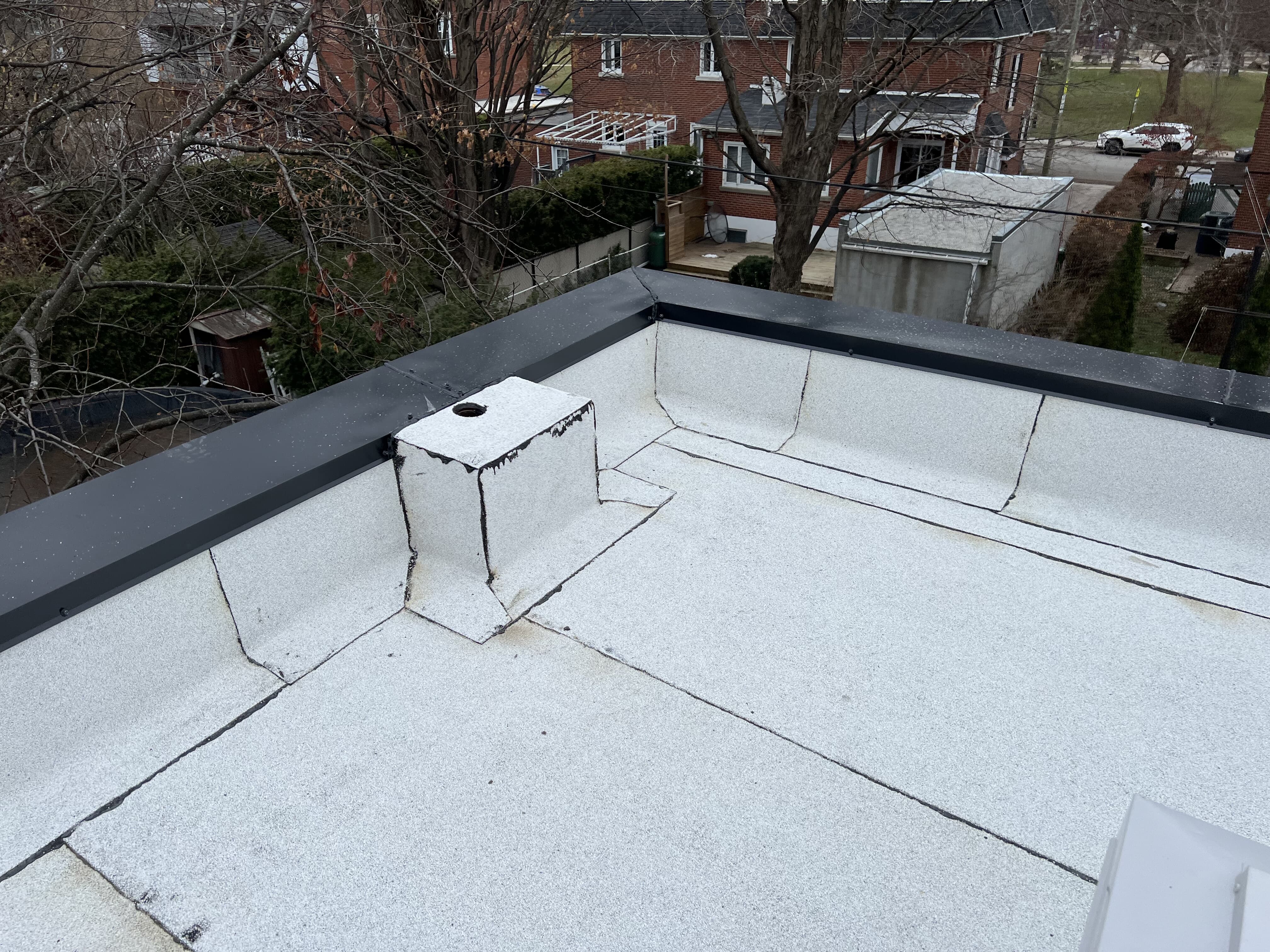 Images Toiture Grand Montréal - Toiture plat, membrane élastomère Montréal-Nord