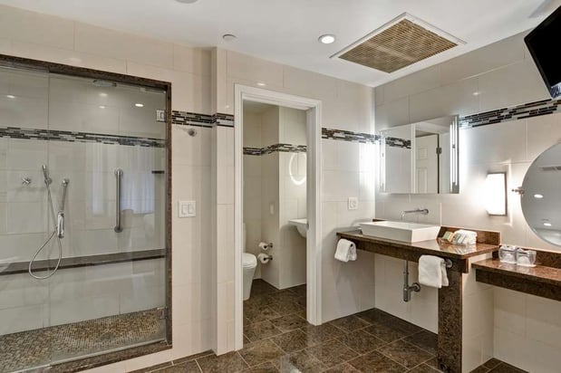 Images The Cincinnatian Hotel, Curio Collection by Hilton