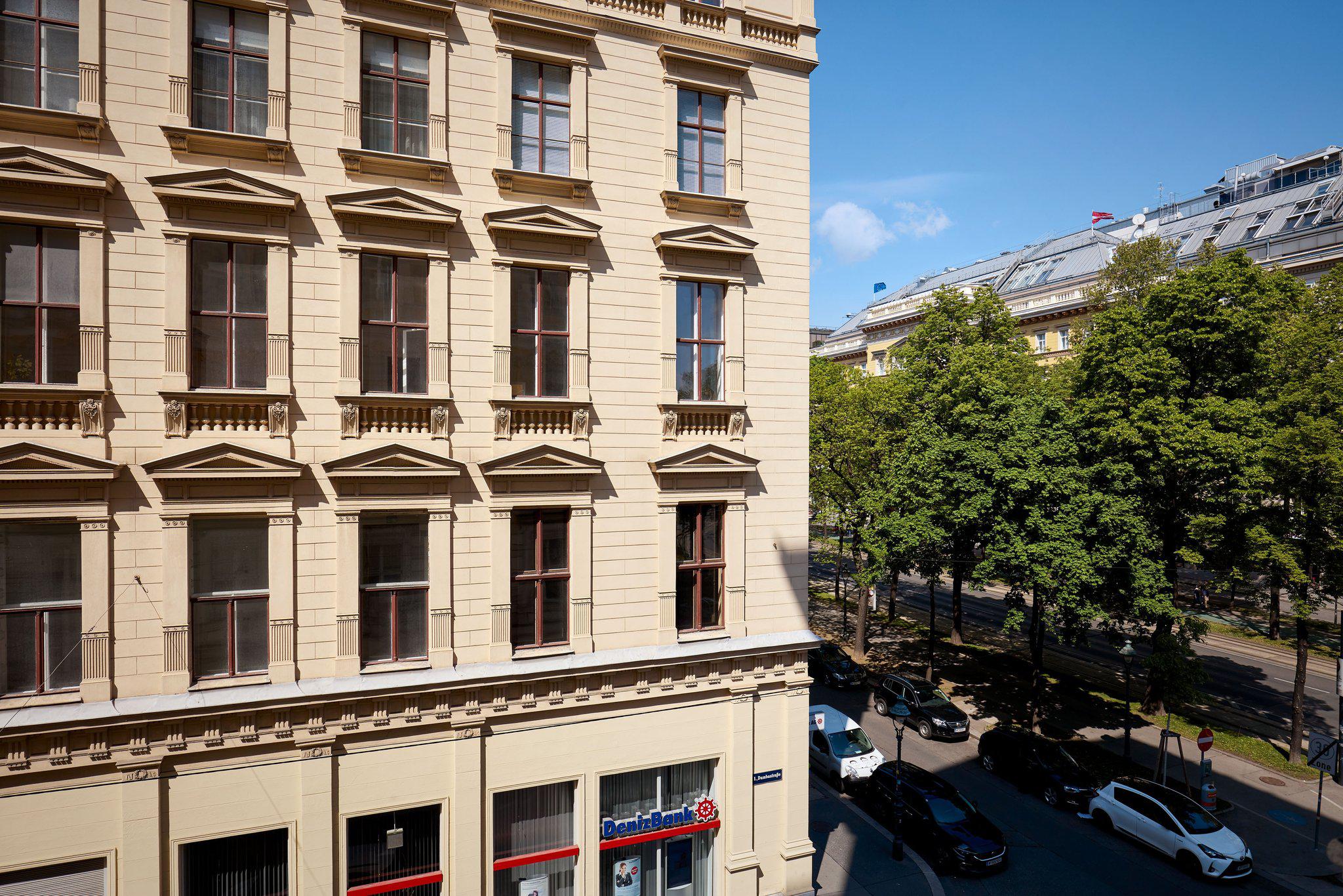 Hotel Imperial, a Luxury Collection Hotel, Vienna, Kaerntner Ring 16 in Vienna