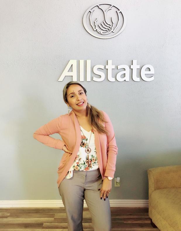 Images Mirna Castillo: Allstate Insurance
