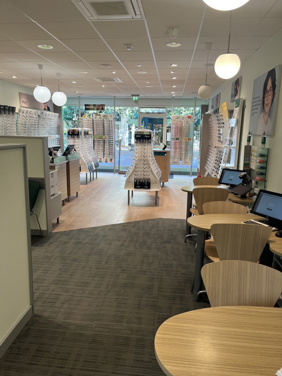 Images Specsavers Opticians and Audiologists - Southsea