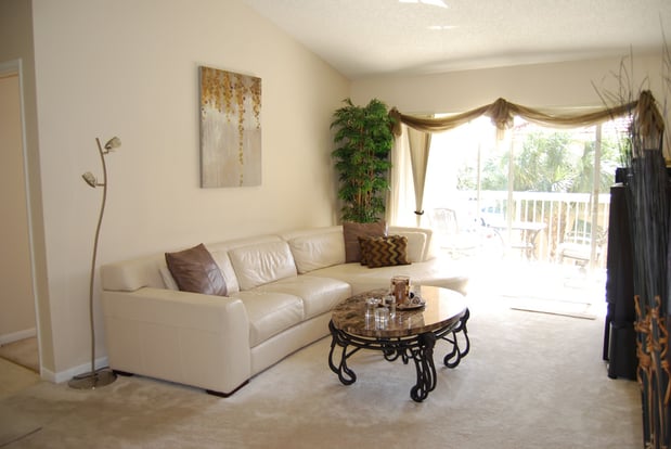 Images Palm Springs Apartments