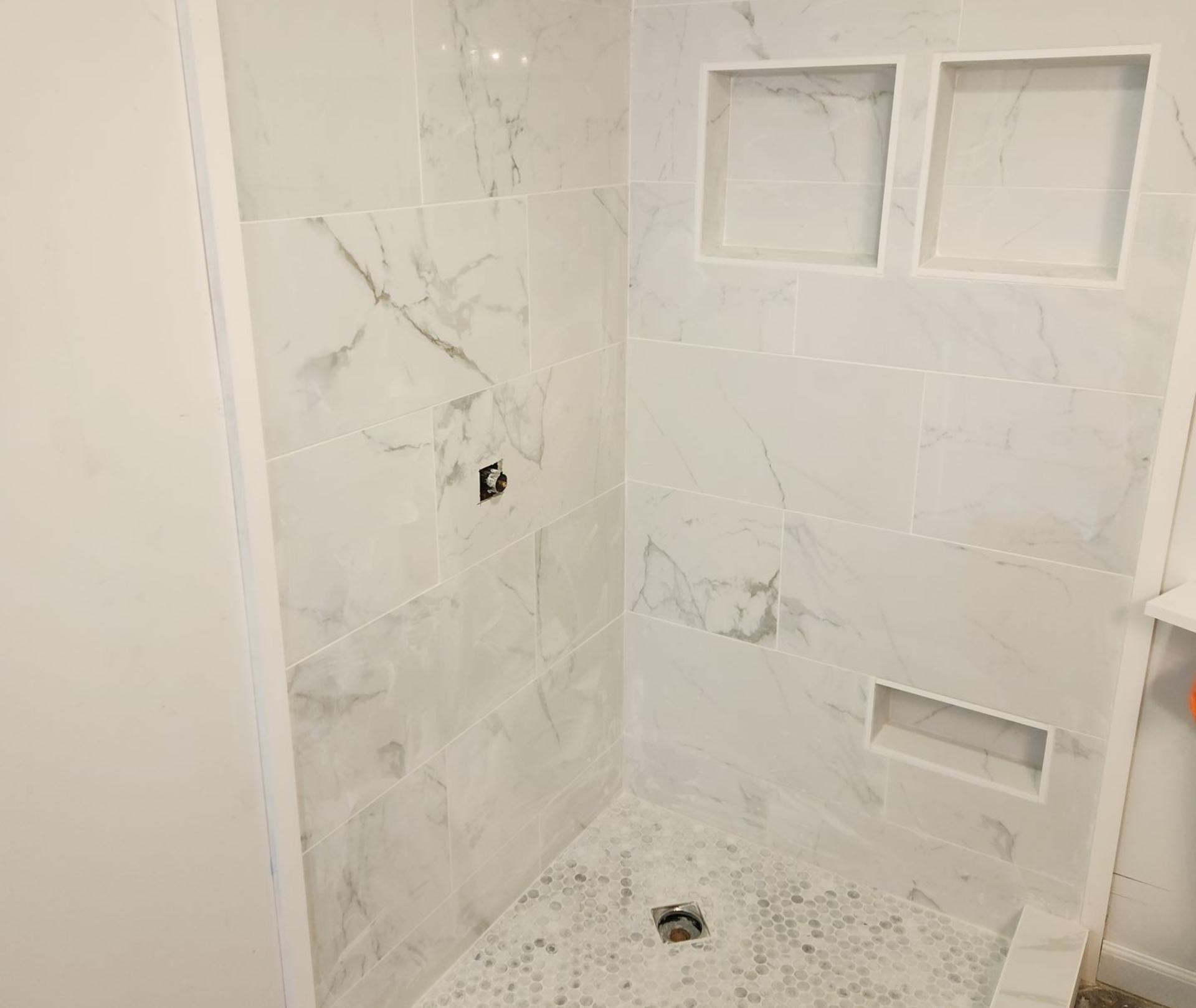 Floor & Wall Guys Image