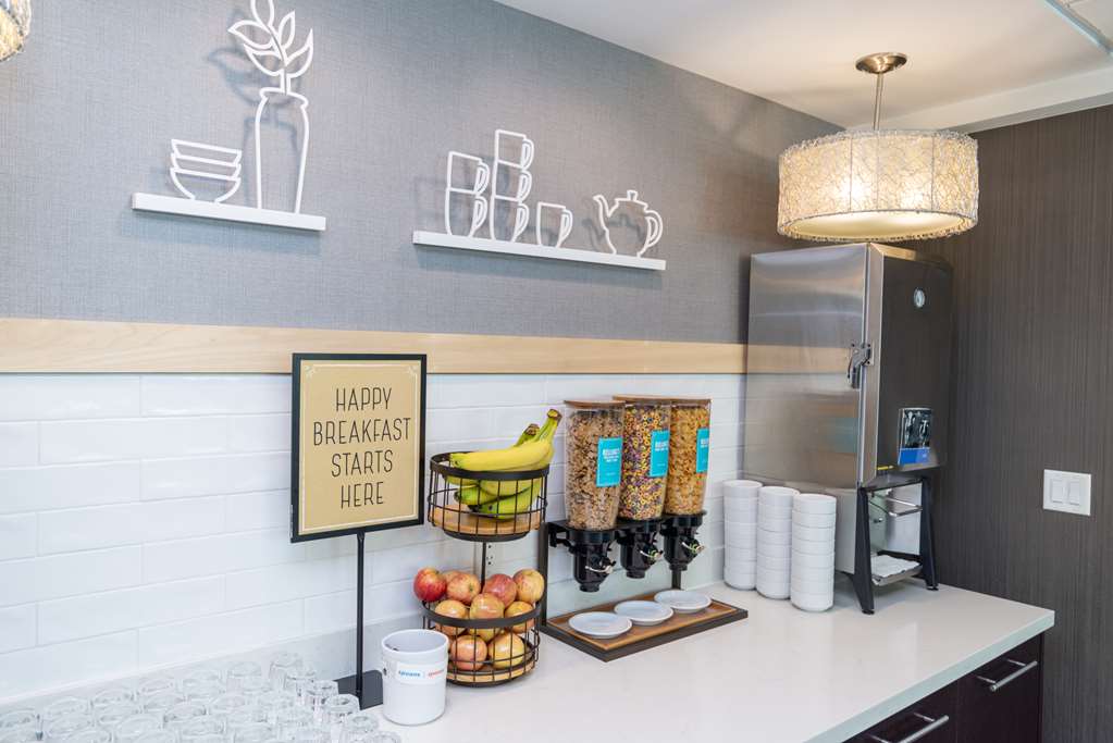 Images Hampton Inn & Suites by Hilton Vancouver-Downtown