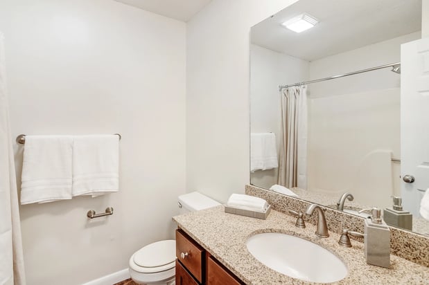 Images Cambridge Station Apartment Homes