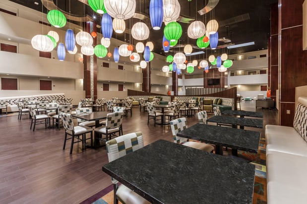 Images Holiday Inn & Suites Oklahoma City North by IHG