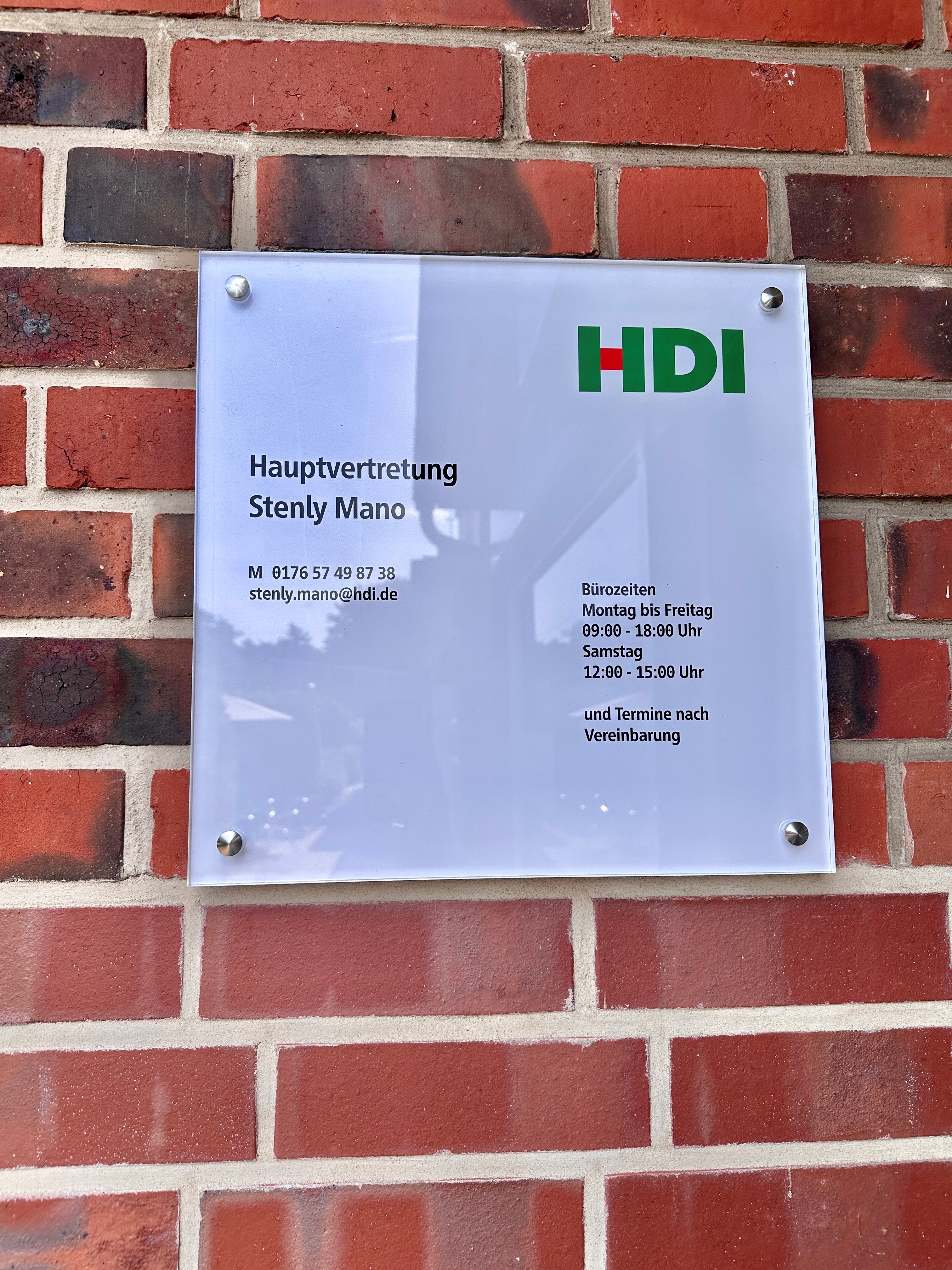 HDI Versicherungen: Stenly Mano, Gaußstr. 13 in Lüneburg