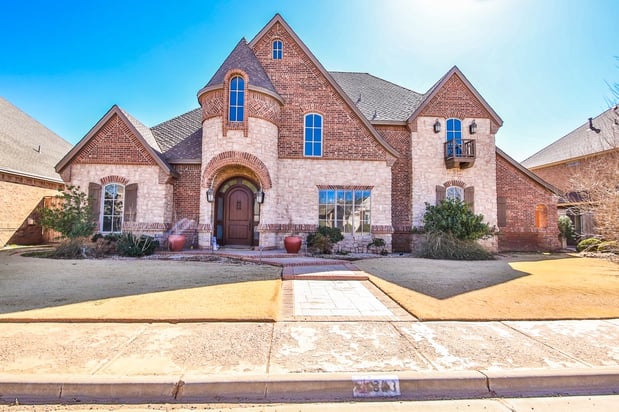 Images Michael Martinez, REALTOR