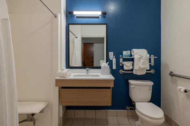 Images Spark by Hilton Savannah Airport