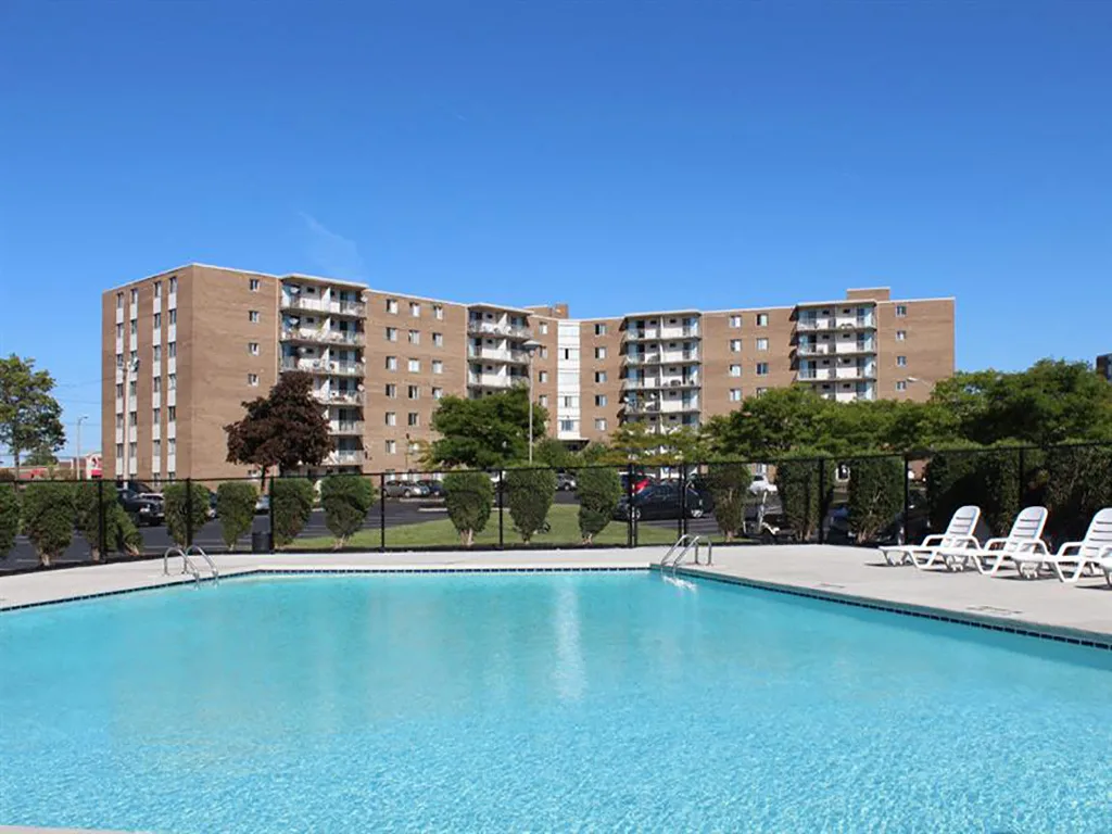Outdoor Swimming Pool