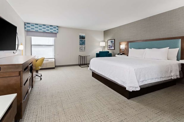 Images Hampton Inn Perry