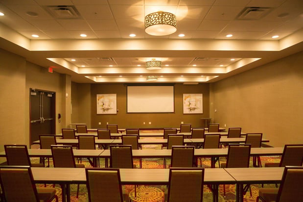 Images Holiday Inn Murfreesboro by IHG