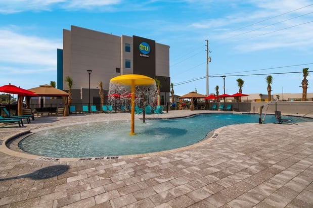 Images Tru by Hilton Destin